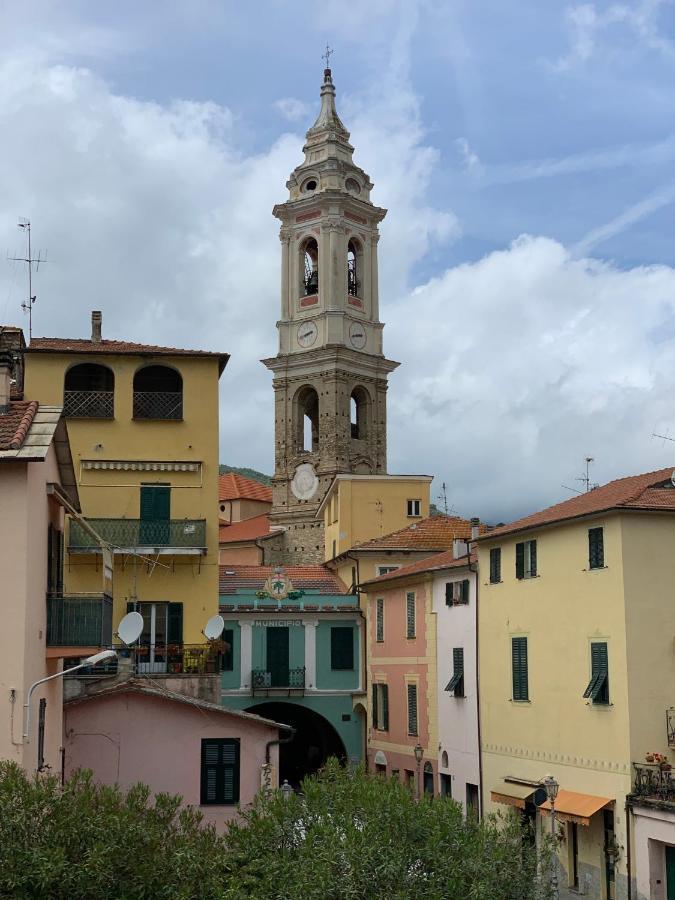 Bb Palazzo Doria Bed & Breakfast Dolcedo Exterior foto